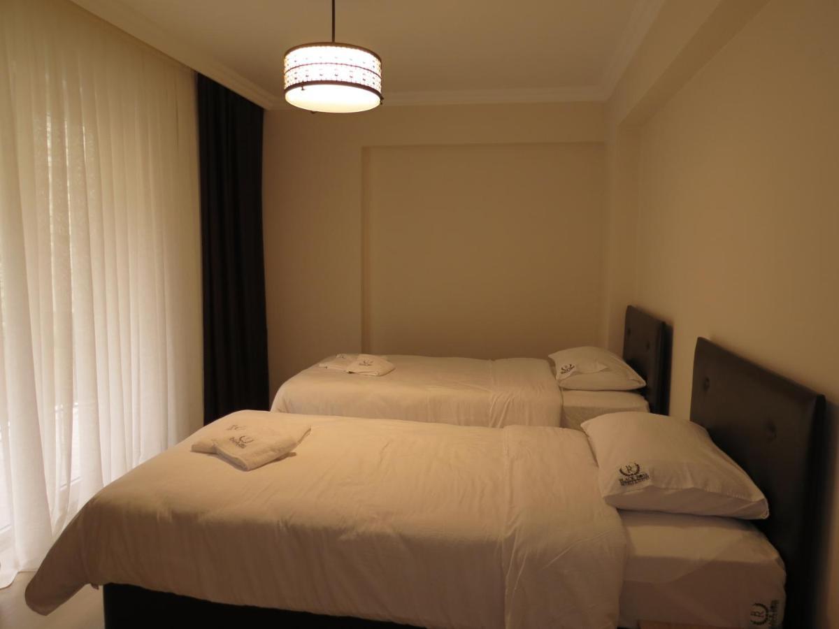 Aparthotel Black Rose à Kaşüstü Extérieur photo