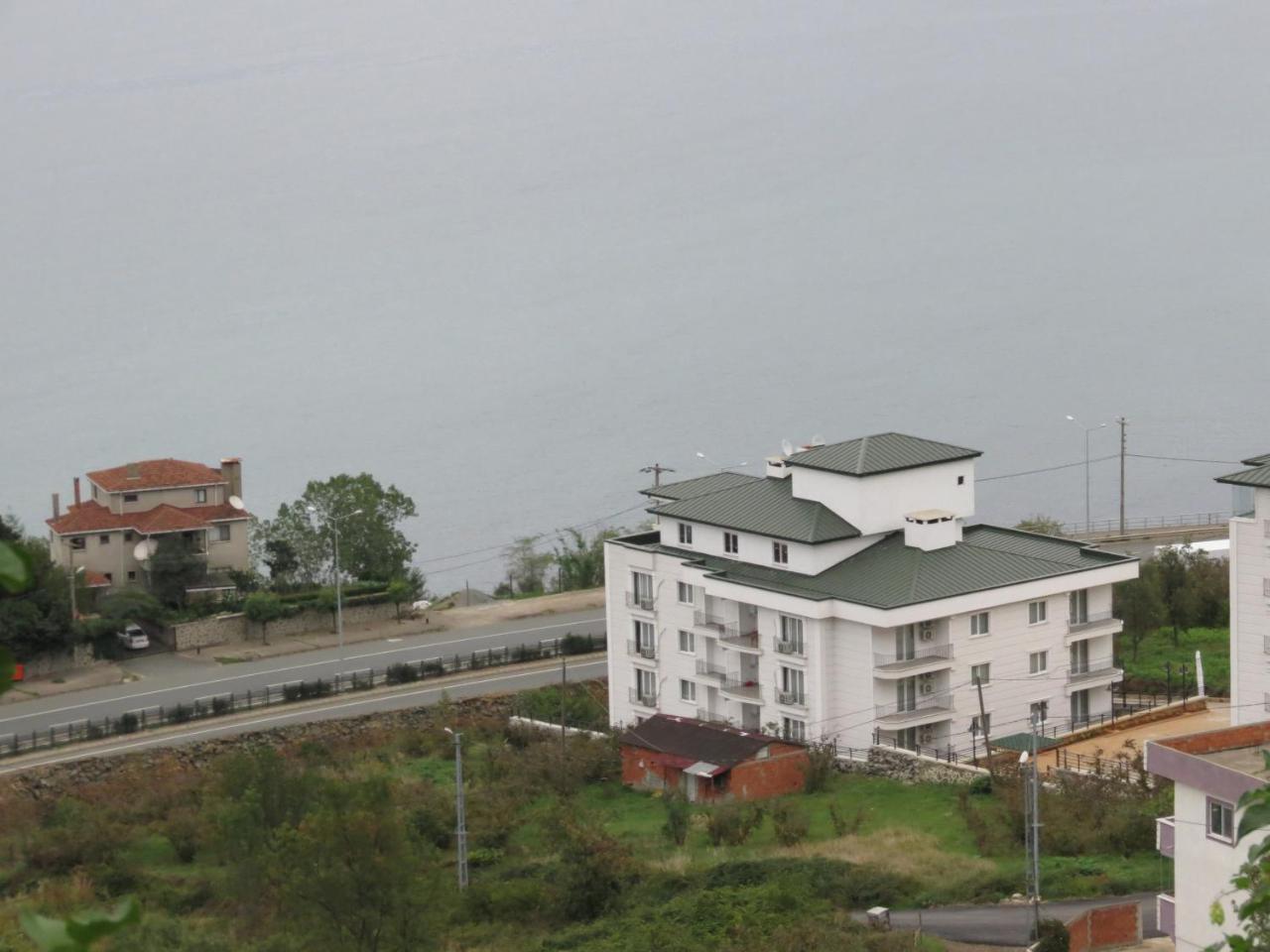 Aparthotel Black Rose à Kaşüstü Extérieur photo